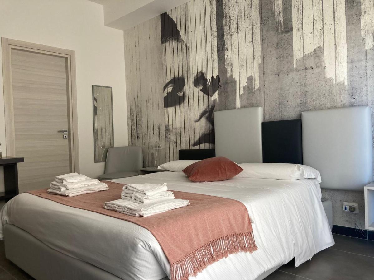 I Mori - Luxury Rooms Syrakusa Exteriör bild