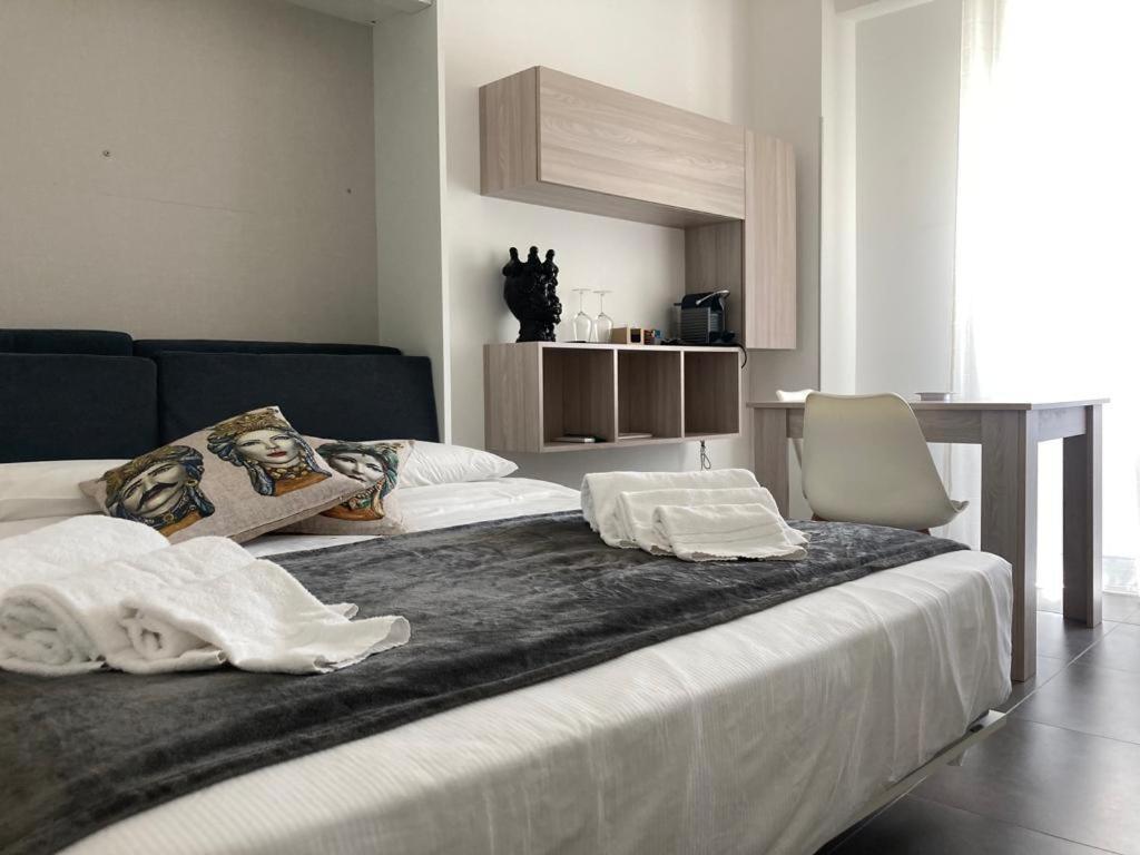 I Mori - Luxury Rooms Syrakusa Exteriör bild