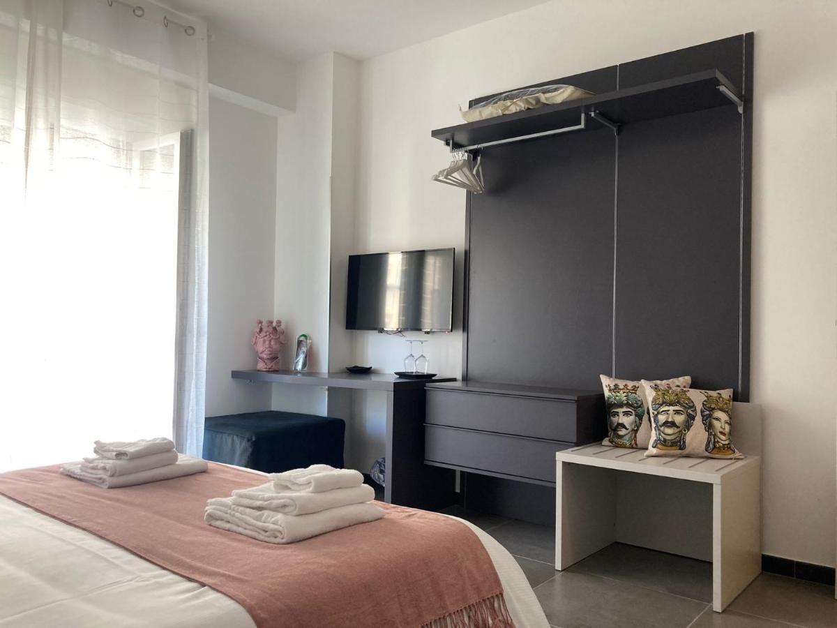 I Mori - Luxury Rooms Syrakusa Exteriör bild